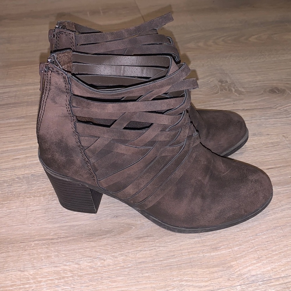 Me Too Oliver brown strappy faux leather ankle boots